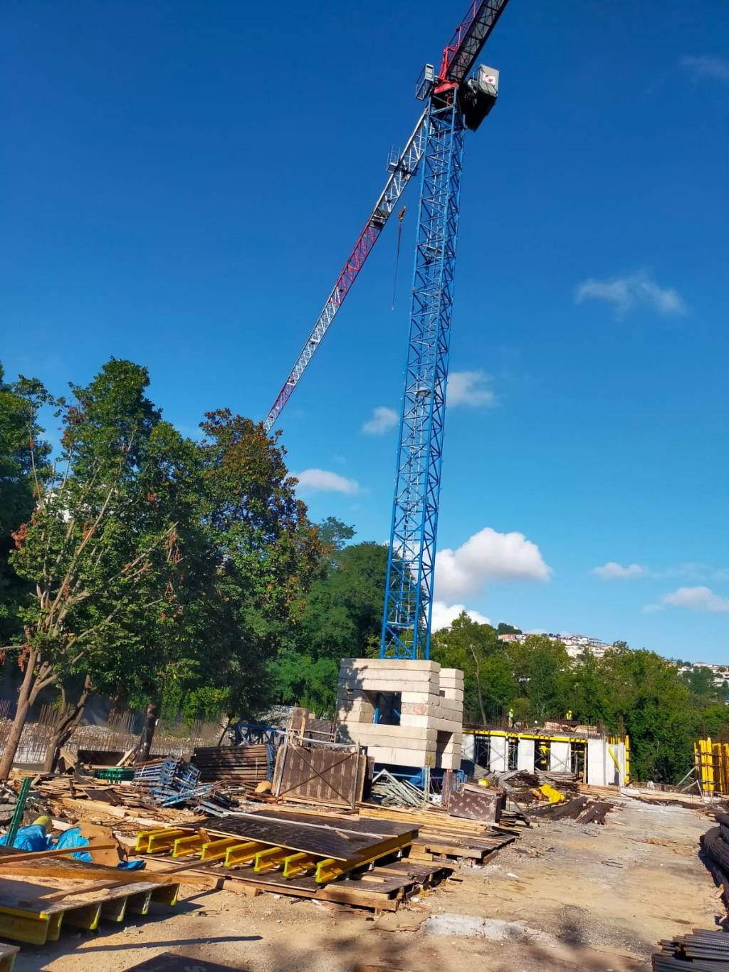 Behçet Kemal Çağlar Lisesi İnşaatı devam Ediyor