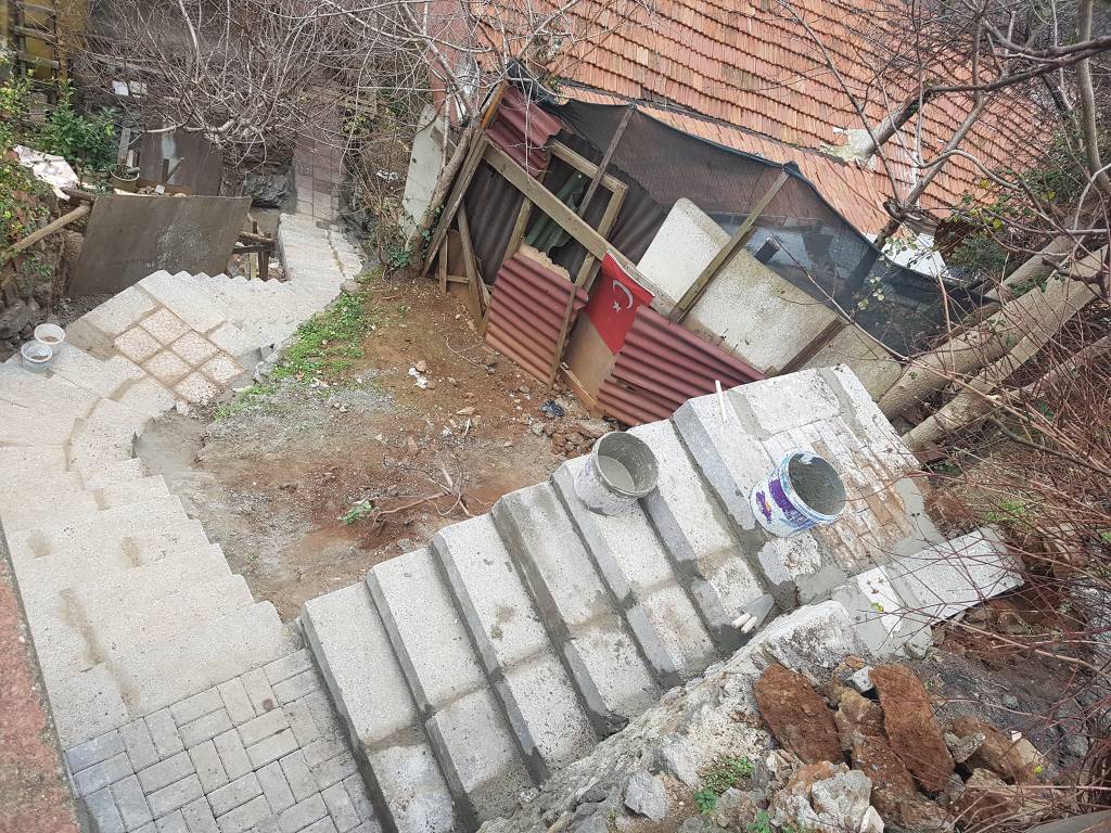 Kaleli Sokak ve Tatlınar Sokak Bağlantı Merdiveni Yapıldı