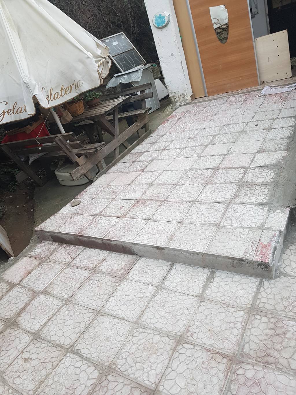 Merdiven Çalışmaları Devam Ediyor