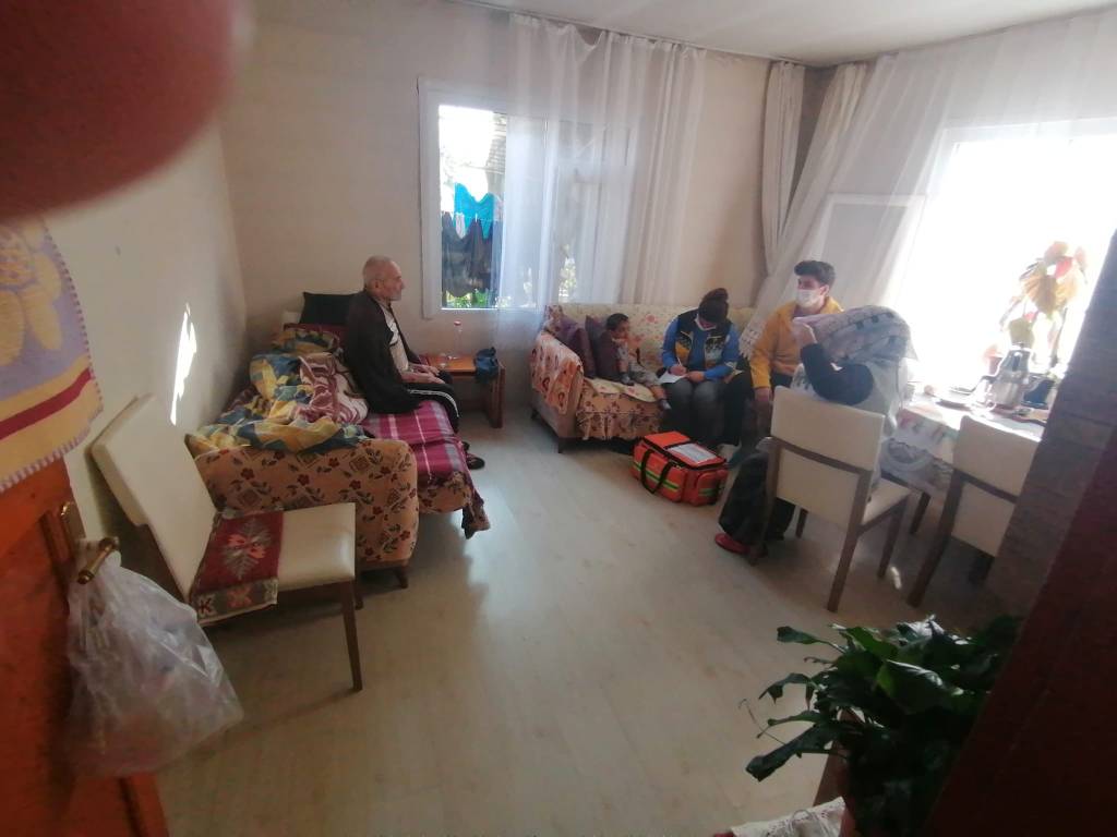 Sarıyer Belediyesi Sağlık Personelleri Çalışıyor