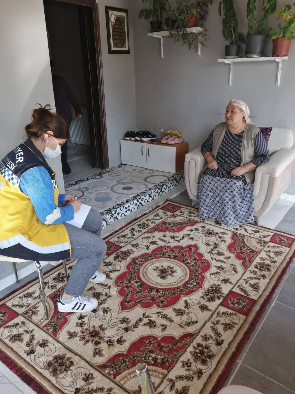 Sarıyer Belediyesi Sağlık Personelleri Çalışıyor