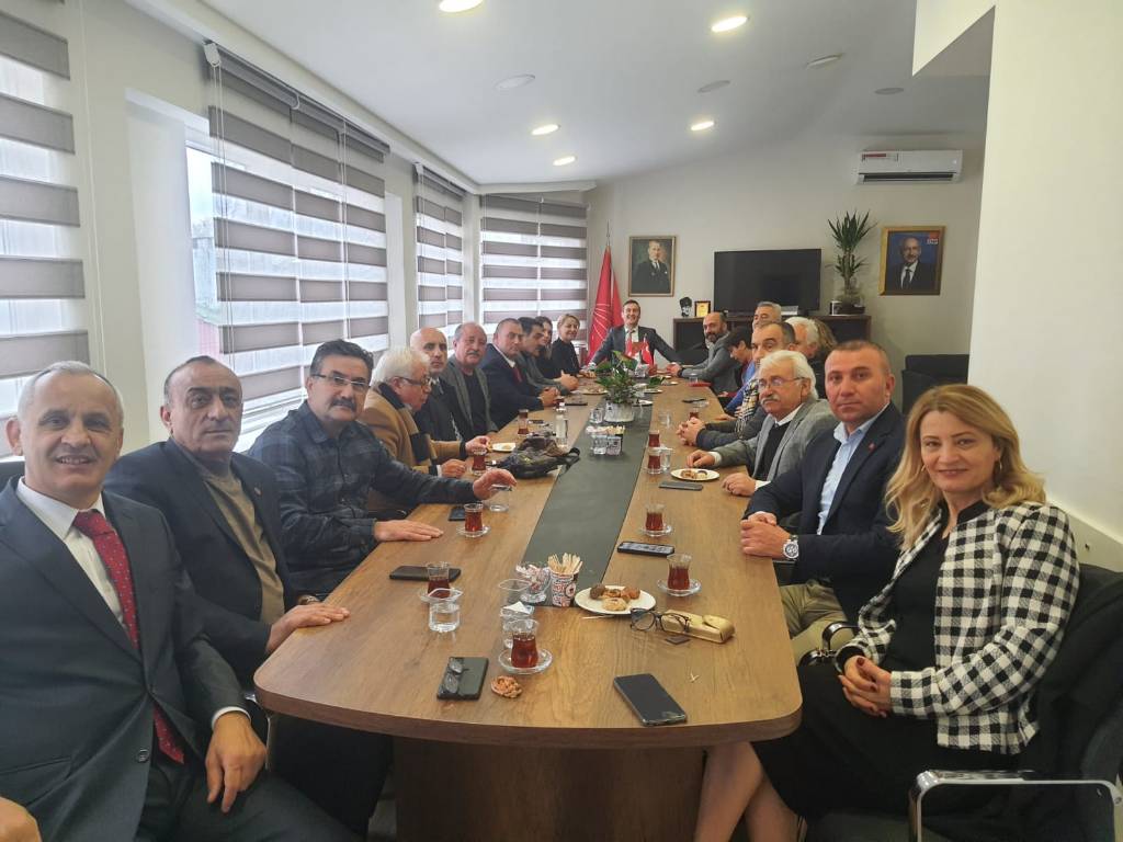 Muhtarlar Derneği İlçe Başkanlığına ziyaret